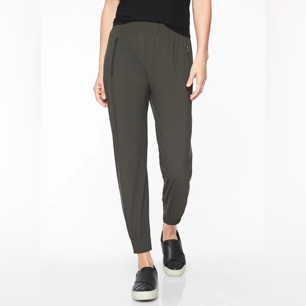 Athleta Cosmic Jogger Athletic Pant Arbor Olive Women’s Size 0